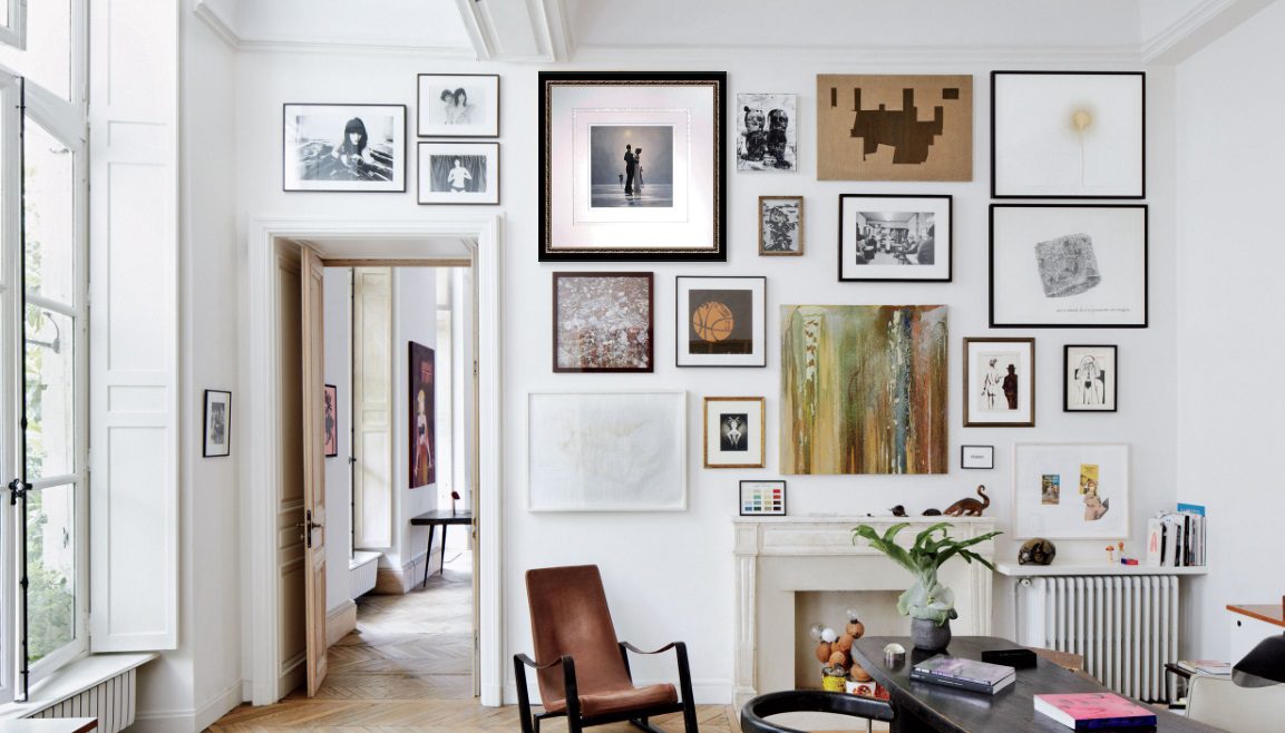 How to choose and hang paintings: 10 secrets from interior designers ...